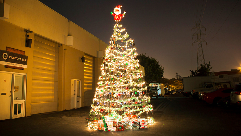 Illustration for article titled The World's Largest (and Probably Only) Tripod Christmas Tree